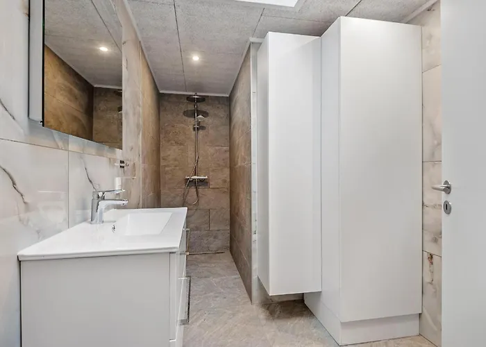 3 Bedroom Cozy In